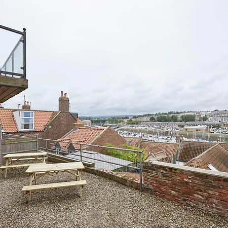 Host & - Harbour View House 惠特比